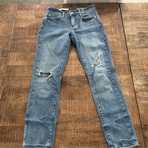 ANTHROPOLOGIE PILCRO Women sz 26 Slim Boyfriend Distressed Crop Blue Denim Jeans